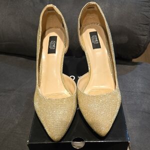 Jones New York Glittering Gold Heels